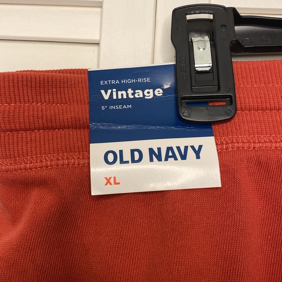 Old Navy Extra High-Rise Vintage 5” Inseam Shorts - Picture 3 of 5